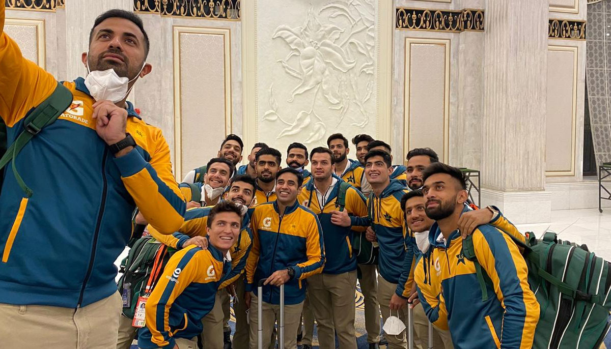 PakvsNZ: Pakistan cricket squad leaves for New Zealand | - GeoSuper.tv