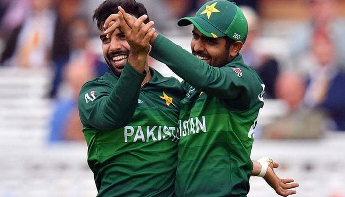 Pak vs Ban: Shadab Khan replies to Babar Azam's 'old age' jibe - geosuper.tv