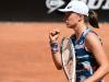 Iga Swiatek advances to Italian Open final after beating Aryna Sabalenka