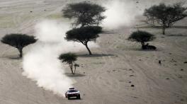 Sainz wins Dakar first stage, bike champion Sunderland crashes out