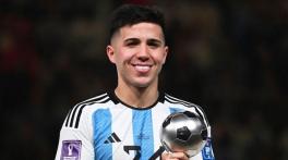 Chelsea pay record fee for Fernandez as Cancelo joins Bayern