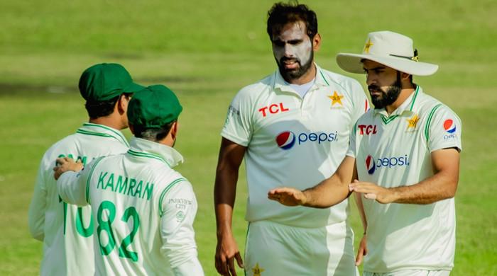 Ali, Aamir star as Pakistan Shaheens bowl out Zimbabwe A for 163 - Vimarsana News