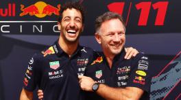 Christian Horner talks about Daniel Ricciardo's bad habits
