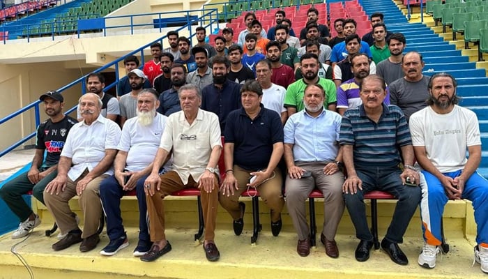 Pakistan: PSB suspends PHF office-bearers 1 27009 1360160 updates - Pakistan: PSB suspends PHF office-bearers - ISLAMABAD: In a major development, the Pakistan Sports Board (PSB) has suspended officials of the Pakistan Hockey Federation (PHF) to ensure free and fair election in accordance with the prime minister’s directives.