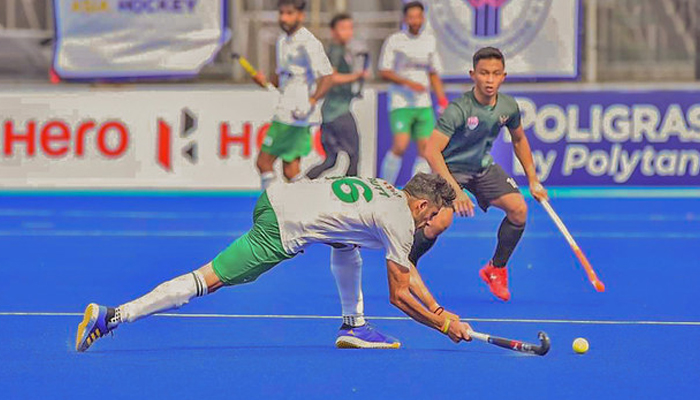 27288 5517493 updates - Pakistan: PHF embroiled in another controversy - ISLAMABAD: Controversy erupted on Saturday following a press release issued by the Pakistan Hockey Federation (PHF) stating that suspended president Brig Khalid Khokhar has canceled the extraordinary Congress meeting set to be held in Islamabad on August 31 and reinstated himself and all federation office-bearers without seeking a vote of confidence.