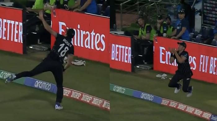 Watch: Trent Boult takes a stunner to dismiss Bas De Leede - Vimarsana News