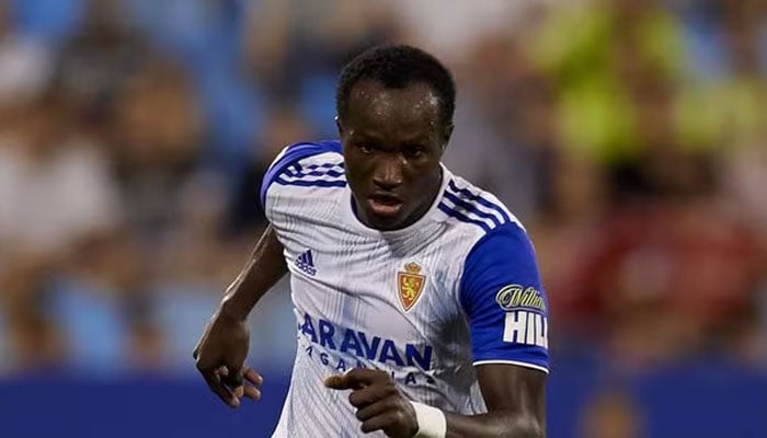 Ghanaian Footballer Raphael Dwamena sadly passed away on the field