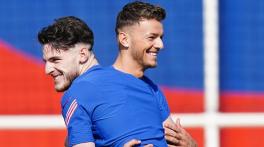 Declan Rice on mission to convince Ben White over England return