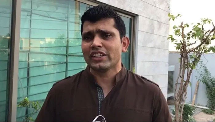 PAK vs ENG: Kamran Akmal urges Pakistan to come out of friendships - International - geosuper.tv