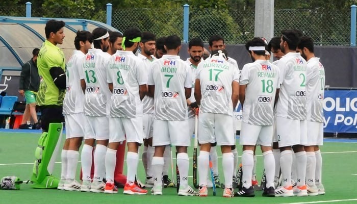 Pakistan: FIH Nations Cup: Pakistan lose bronze medal match against South Africa 1 36940 5895504 updates - Pakistan: FIH Nations Cup: Pakistan lose bronze medal match against South Africa - Pakistan faced defeat in the FIH Hockey Men’s Nations Cup at the hands of South Africa in the third-place game with the score of 4-3.