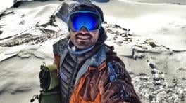 Asad Ali Memon conquers Mount Vinson