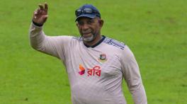 BCB retains Phil Simmons as Head Coach until 2027 World Cup