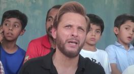 Shahid Afridi defends Shoaib Malik’s place in Quetta Gladiators for PSL 10