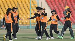 Stars edge Challengers to reach National Women’s T20 final