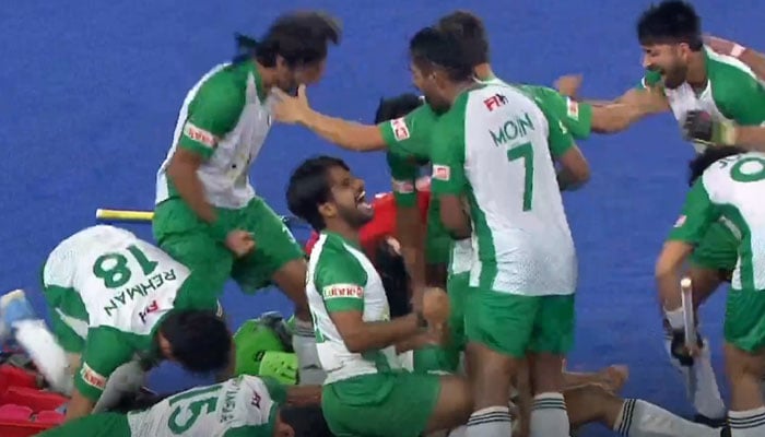 Pakistan: Pakistan beat France on penalties to reach FIH Nations Cup final 1 45522 4921055 updates - Pakistan: Pakistan beat France on penalties to reach FIH Nations Cup final - KUALA LUMPUR: Spirited Pakistan edged past France on penalty shootout 3-2 to qualify for the FIH Nations Cup final here at the National Hockey Stadium on Friday.