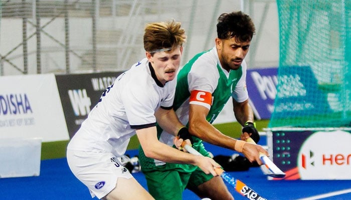 46653 6266640 updates - Pakistan: Hockey team's rebel against PHF 'not final', says captain Ammad Butt - LAHORE: Pakistan men’s hockey team’s captain Ammad Shakeel Butt on Saturday, shared that the senior players are yet to make a final decision on rebelling against the Pakistan Hockey Federation (PHF) over the unpaid dues.