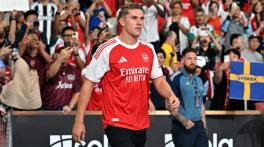 Viktor Gyokeres introduced before Arsenal beat Newcastle