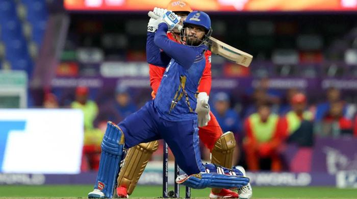 MI beat Emirates Gulf Giants to qualify for ILT20 playoffs