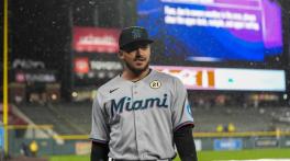 Reds acquire Myers from Marlins in trade for O'Donnell