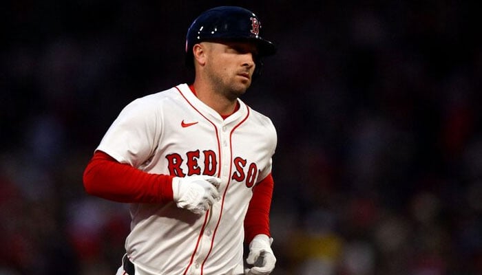 Alex Bregman agrees to five-year deal with Chicago Cubs: reports