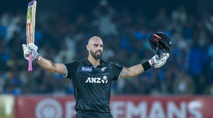 Daryl Mitchell’s century saw New Zealand win the series-levelling second ODI for India