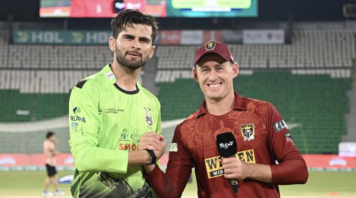 PSL 11: Lahore Qalandars won the toss and elected to bat against Hyderabad Kingsmen. PSL 11: Lahore Qalandars won the toss and elected to bat against Hyderabad Kingsmen.