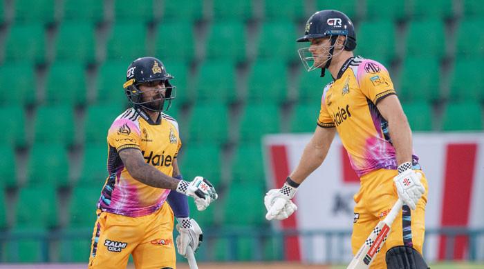 PSL 11: Zalmi’s achievements are many as he chases down a target of 215 runs to beat Bindis. PSL 11: Zalmi’s achievements are many as he chases down a target of 215 runs to beat Bindis.