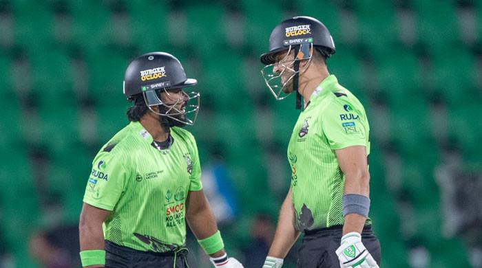 PSL 11: Qalandars pile up mammoth total against Sultans in rain-reduced fixture