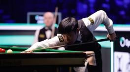 John Higgins suffers career-worst defeat to Zhao Xintong 