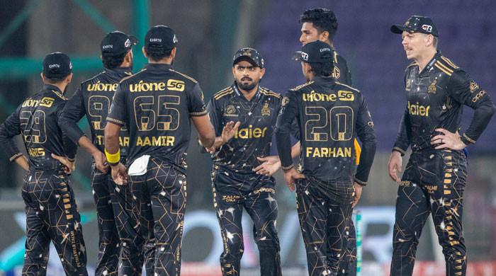 PSL 11: Mendis, bowlers help Peshawar Zalmi crush Karachi Kings PSL 11: Mendis, bowlers help Peshawar Zalmi crush Karachi Kings