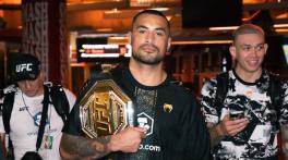 Carlos Ulberg undergoes ACL surgery after gritty title win