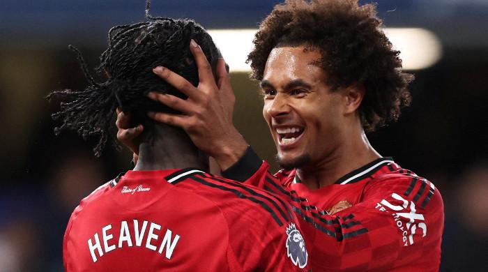 Manchester United edge past Chelsea in Premier League clash