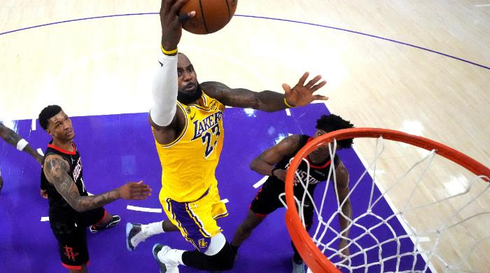 LeBron James masterclass guides Los Angeles Lakers past Houston Rockets in playoff opener