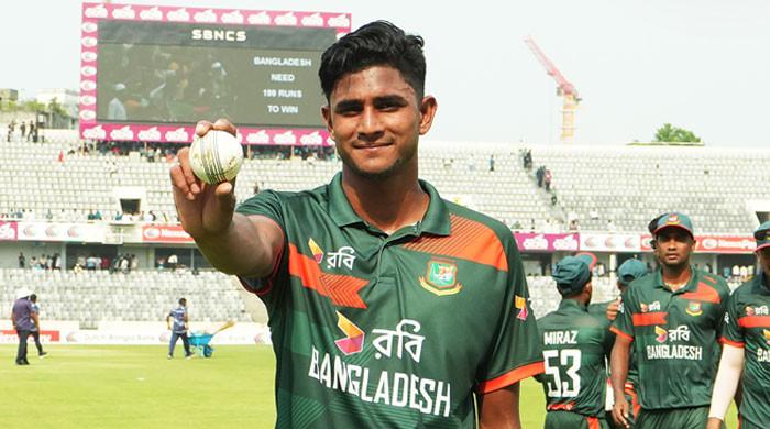 Five-star Nahid helps Bangladesh beat New Zealand in the second ODI to level the series