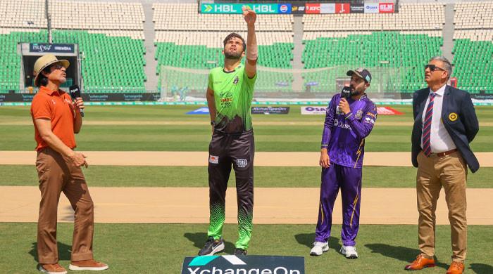 Lahore Qalandars team huddle