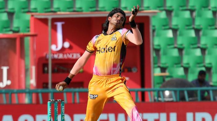 Former West Indies fast bowler Ali Raza praised after sensational PSL hat-trick