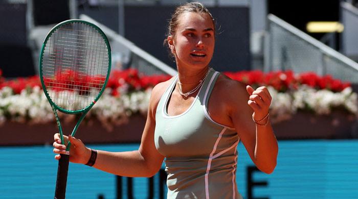 Aryna Sabalenka edges past Naomi Osaka to reach Madrid Open quarter-finals