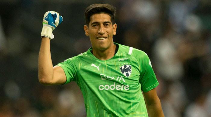 Real Zaragoza goalkeeper handed 13-match ban for punching opponent