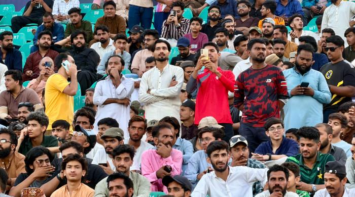 Excited Karachi fans fill National Bank Stadium to witness PSL 11 qualifier