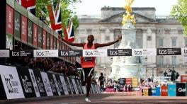 Sebastian Coe applauds Sabastian Sawe’s record-breaking London Marathon run