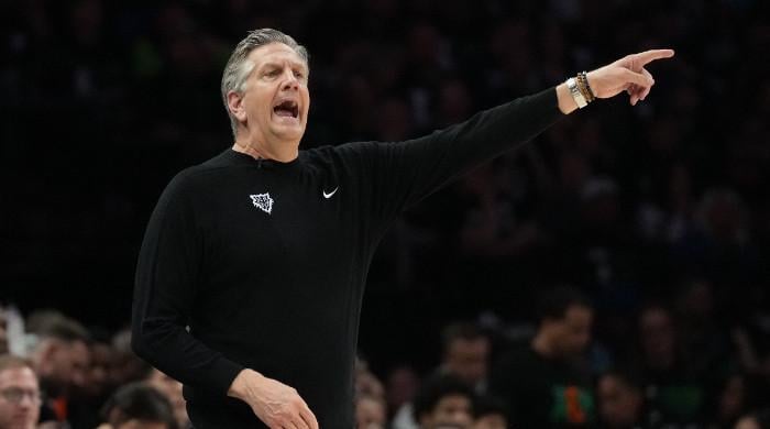 Chris Finch slams referee as San Antonio Spurs take lead over Minnesota Timberwolves