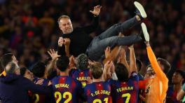 Hansi Flick signs contract extension with Barcelona