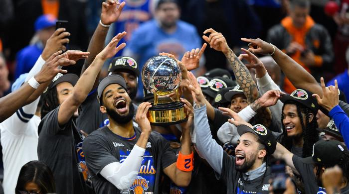 Knicks beat Cavaliers, make first NBA Finals since 1999