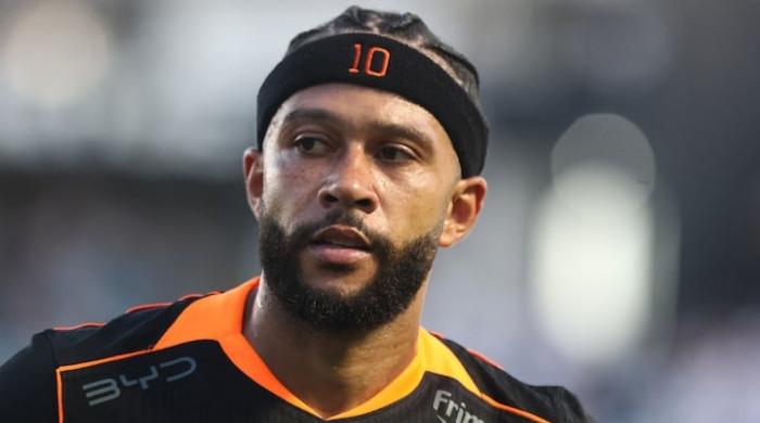 Ronald Koeman says Depay needs to prove fitness before World Cup