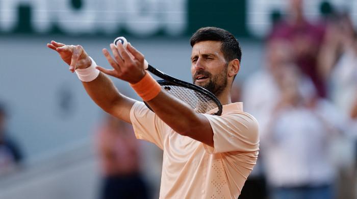 Novak Djokovic battles past Valentin Royer into French Open third round