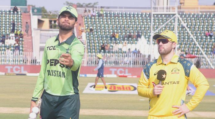 Pakistan won the toss and elected to bowl first in the opening match of the ODI series against Australia Pakistan won the toss and elected to bowl first in the opening match of the ODI series against Australia