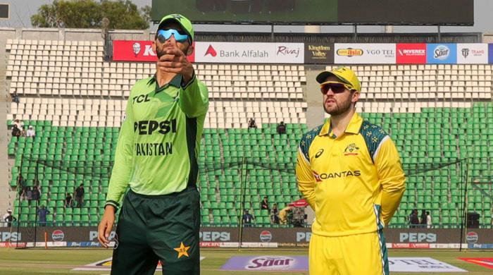 Pakistan won the toss and elected to bowl first in the second ODI against Australia