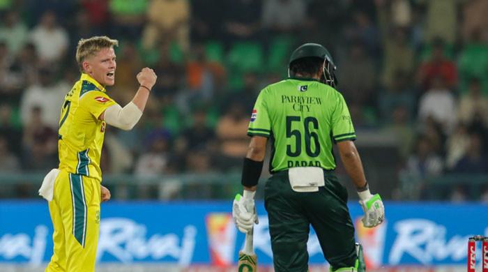 Shadab’s half-century went in vain as Australia beat Pakistan in the second ODI