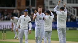 New Zealand rocked by early wickets after England set 254-run target in first Test