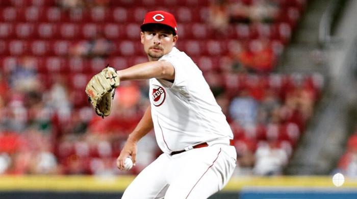 Milwaukee Brewers acquire Joel Kuhnel as pitching injuries c
